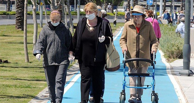 UŞAK'TA 65 YAŞ ÜSTÜ VATANDAŞLARA YÖNELİK YENİ TEDBİRLER