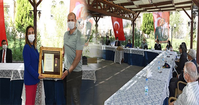 GAZİLERE DEVLET ÖVÜNÇ MADALYALARI VE BERATLARI VALİ FUNDA KOCABIYIK TARAFINDAN VERİLDİ.