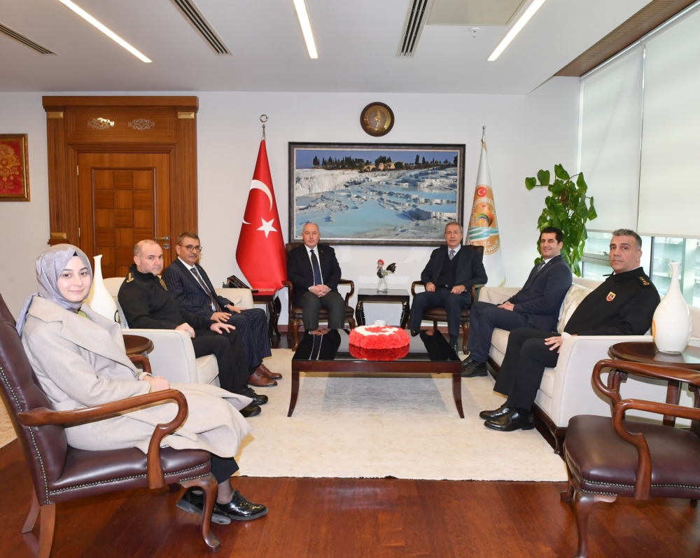 TBMM Milli Savunma Komisyonu Başkanı Akar, Denizli'de ziyaretlerde bulundu