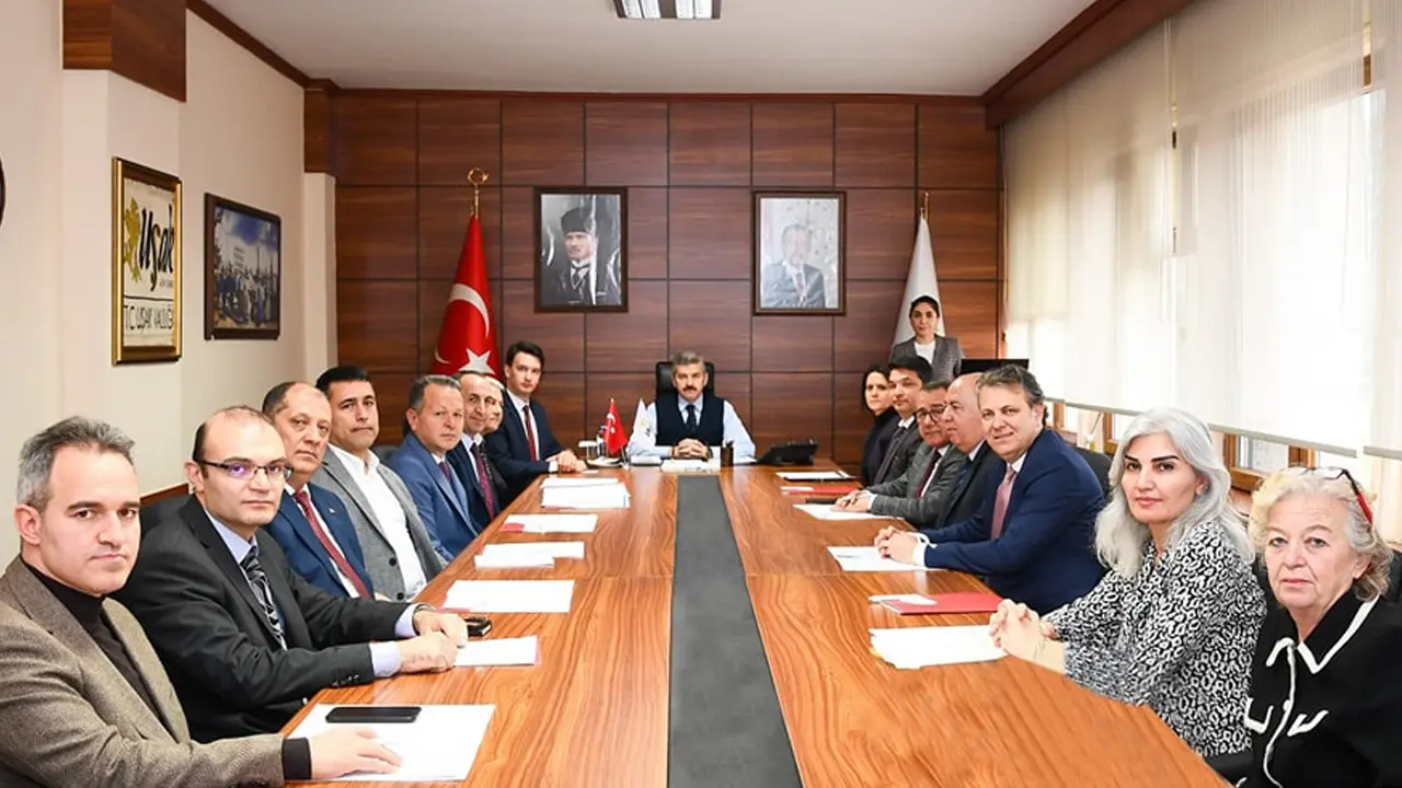 Uşak İstihdam Kurulu İşsizlik Ve Mesleki Eğitim Konularında Bir Araya Geldi