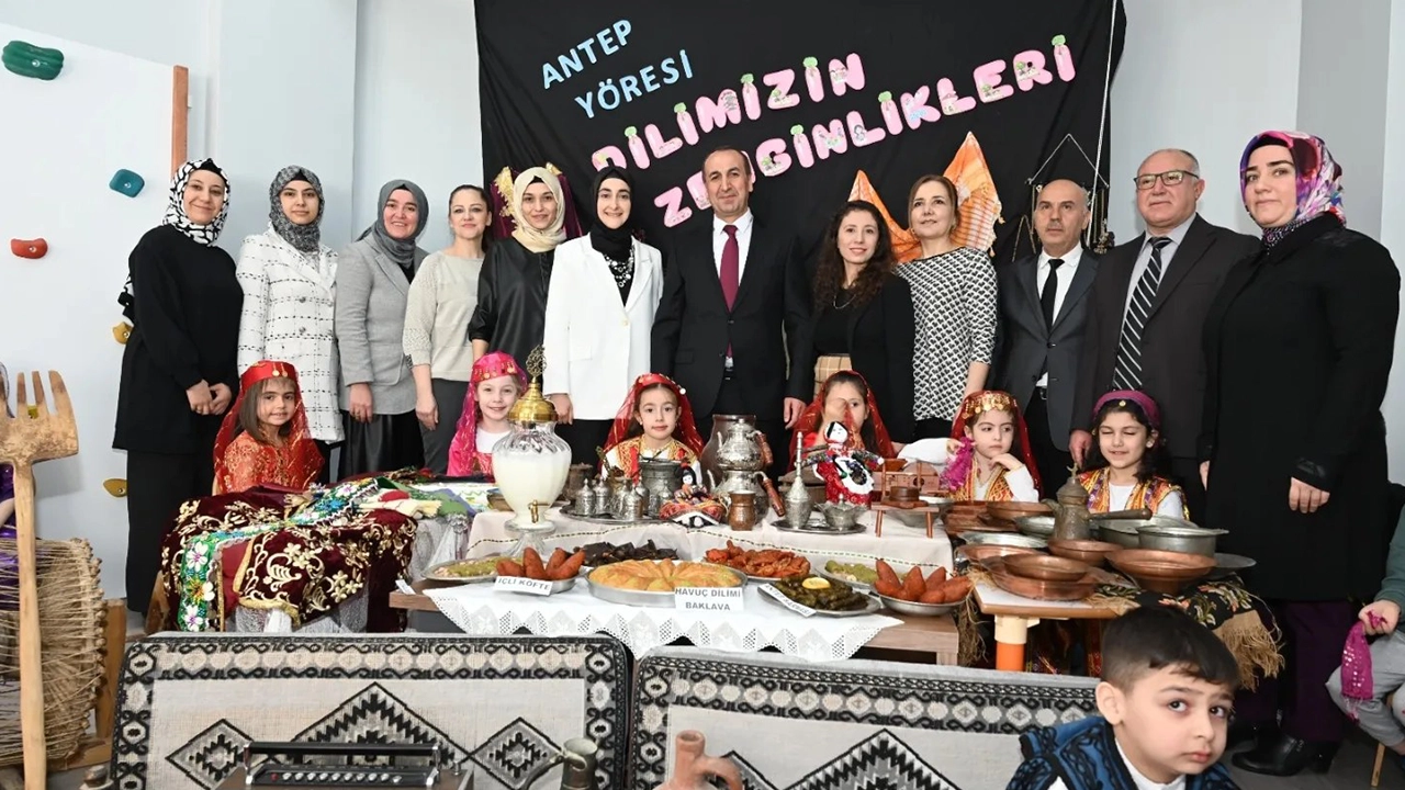 Minik Elleri İle Antep Mutfağını Uşak’ta Tanıttılar