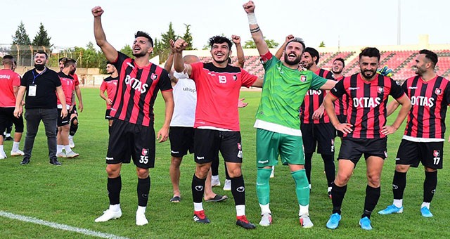 UŞAKSPOR-AMEDSPOR MAÇI SAAT 14.00’DE