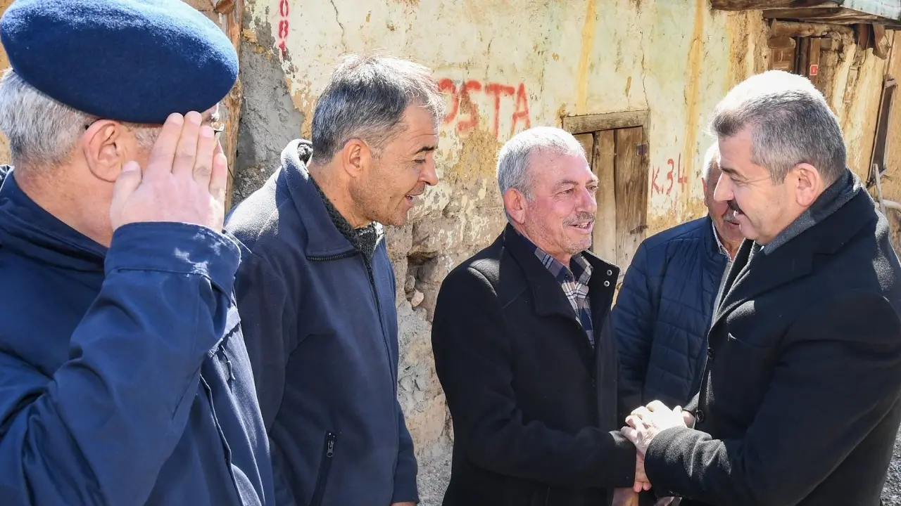Vali Ergün Köyleri Boş Bırakmıyor