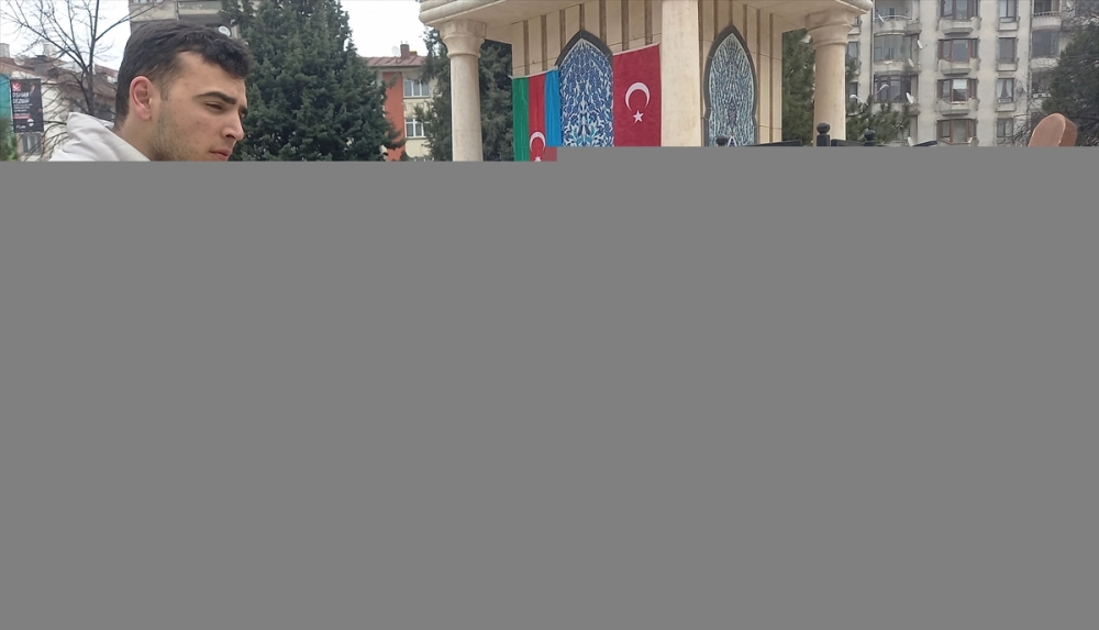 Kütahya'da "32. Yılında Hocalı Soykırımı Fotoğraf Sergisi" açıldı