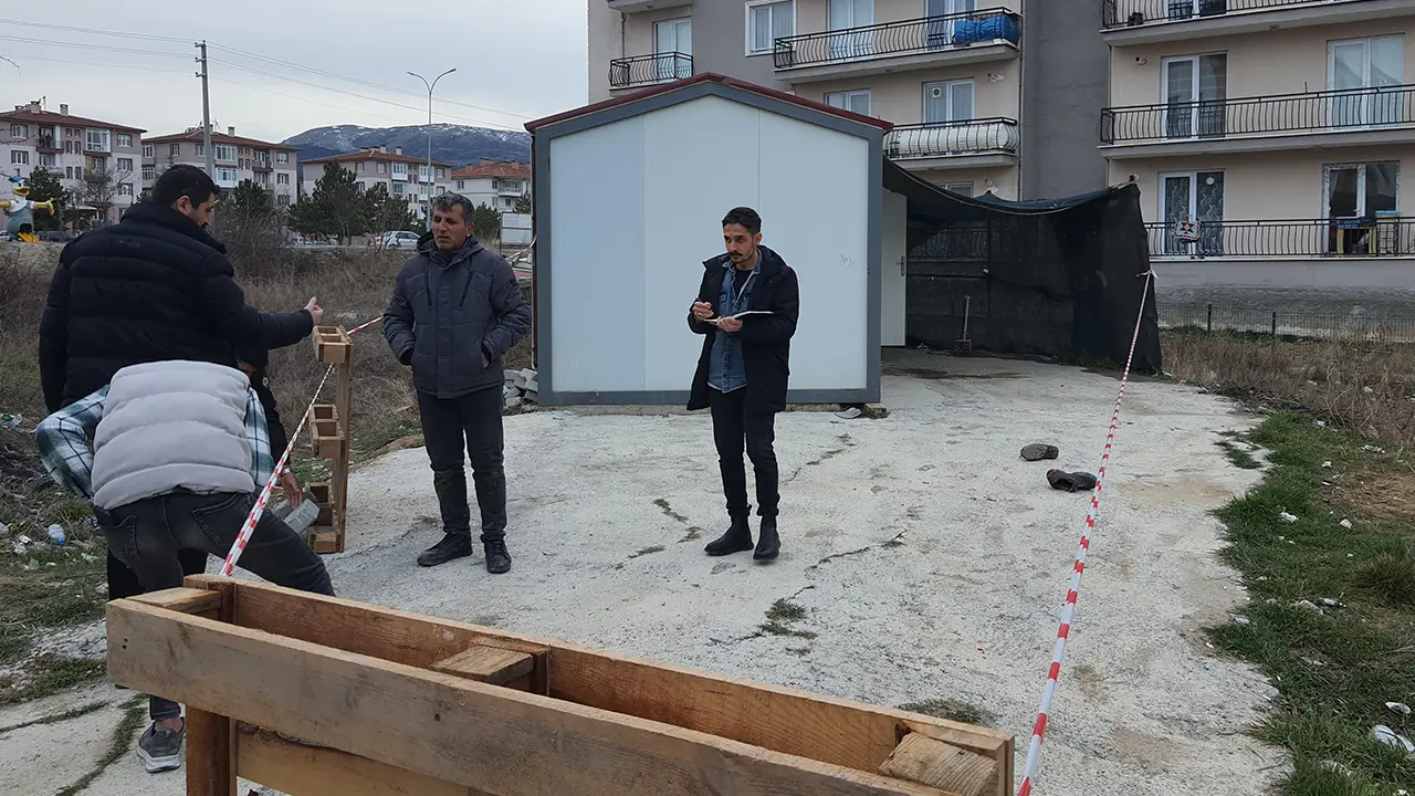 Kütahya'da inşaat şantiyesinde silahlı kavga!  2 kişi yaralandı