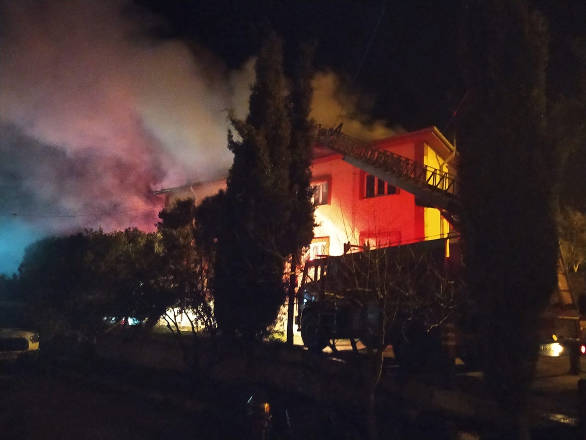 Denizli'de orman lojmanında çıkan yangın söndürüldü