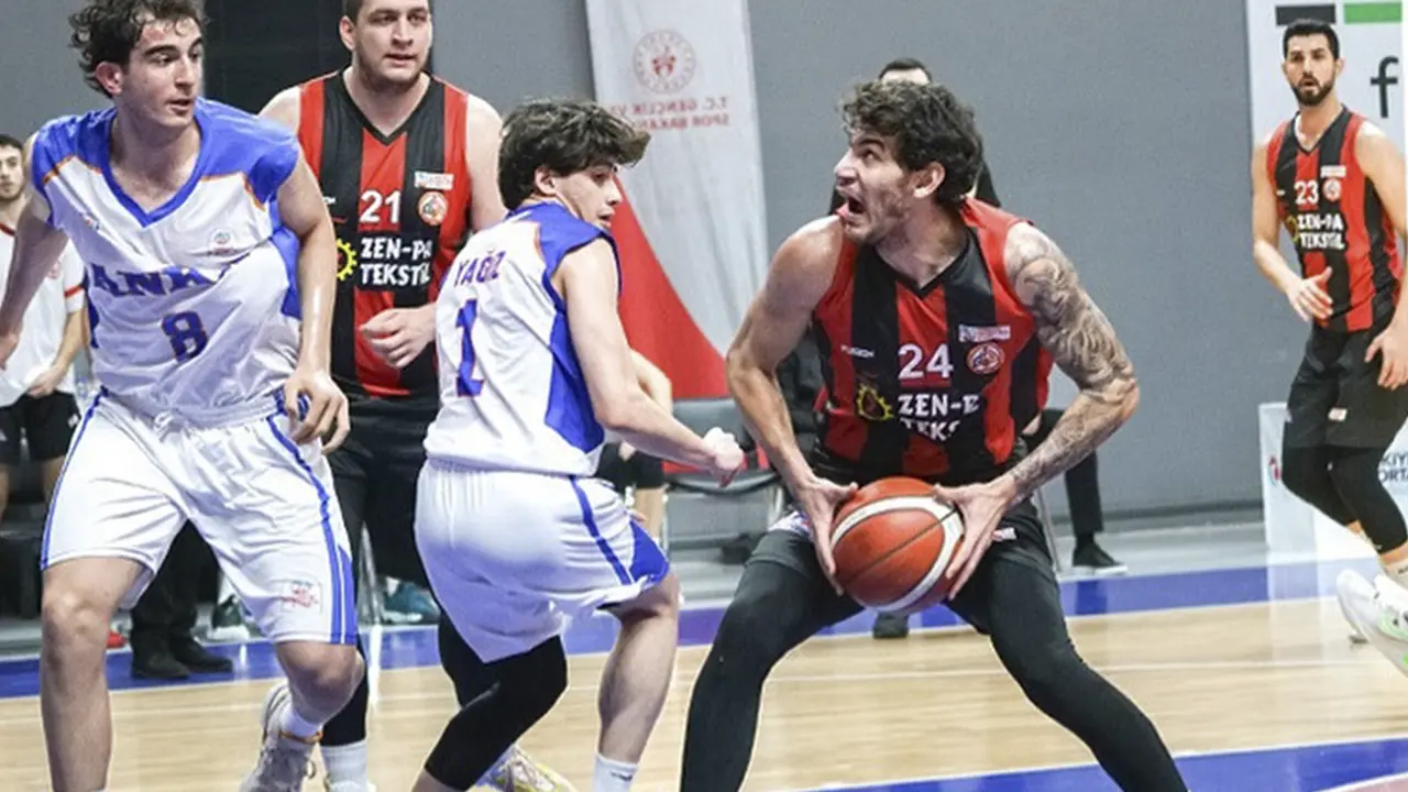 İlkler Şehri Uşak Play Off İçin Parkeye Çıkıyor