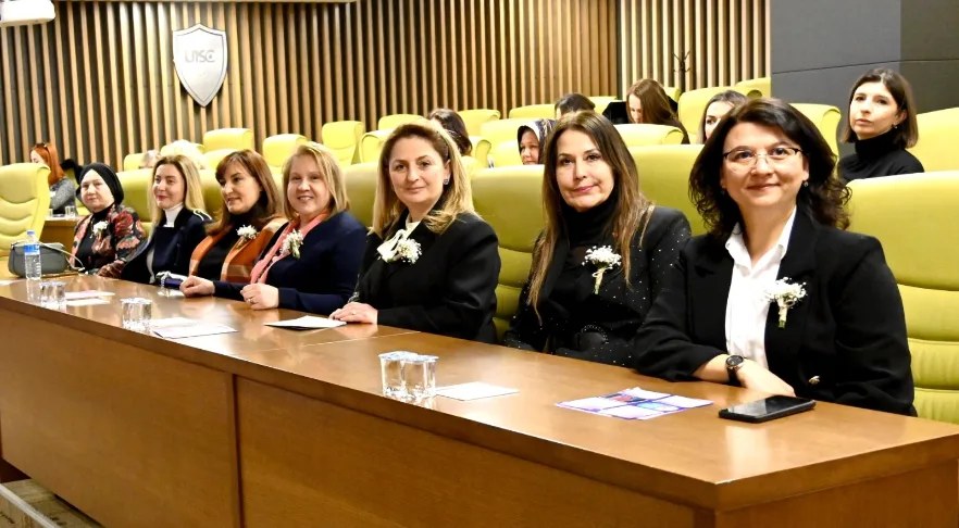 İçimizdeki Güçlü Kadınlar Uşak Ticaret Odasında Bir Araya Geldi