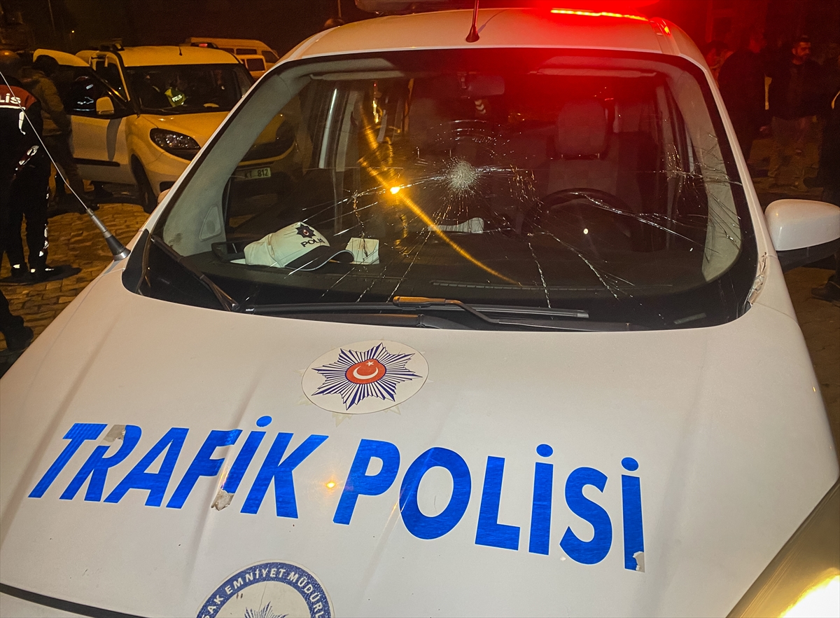 Denizli'de trafiği tehlikeye düşüren sürücüye para cezası verildi