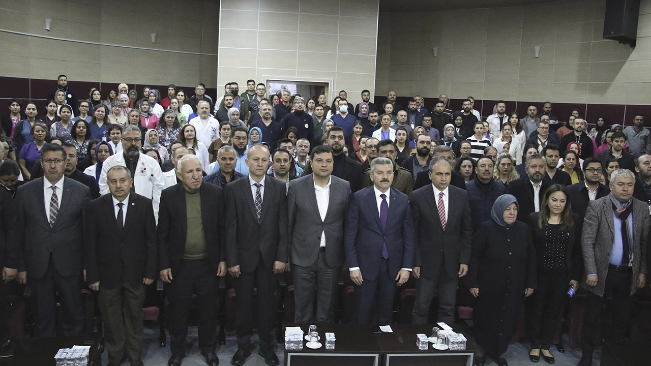 Uşaklı Hayırseverden Tomografi Cihazı: Kanser Hastaları İl Dışına Gitmeyecek