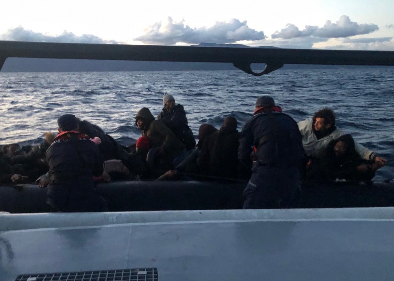 Muğla açıklarında 31 düzensiz göçmen yakalandı