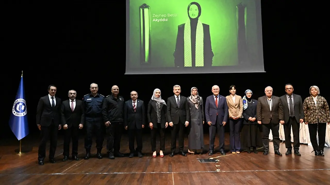 Uşak Üniversitesi Kadınları Unutmadı
