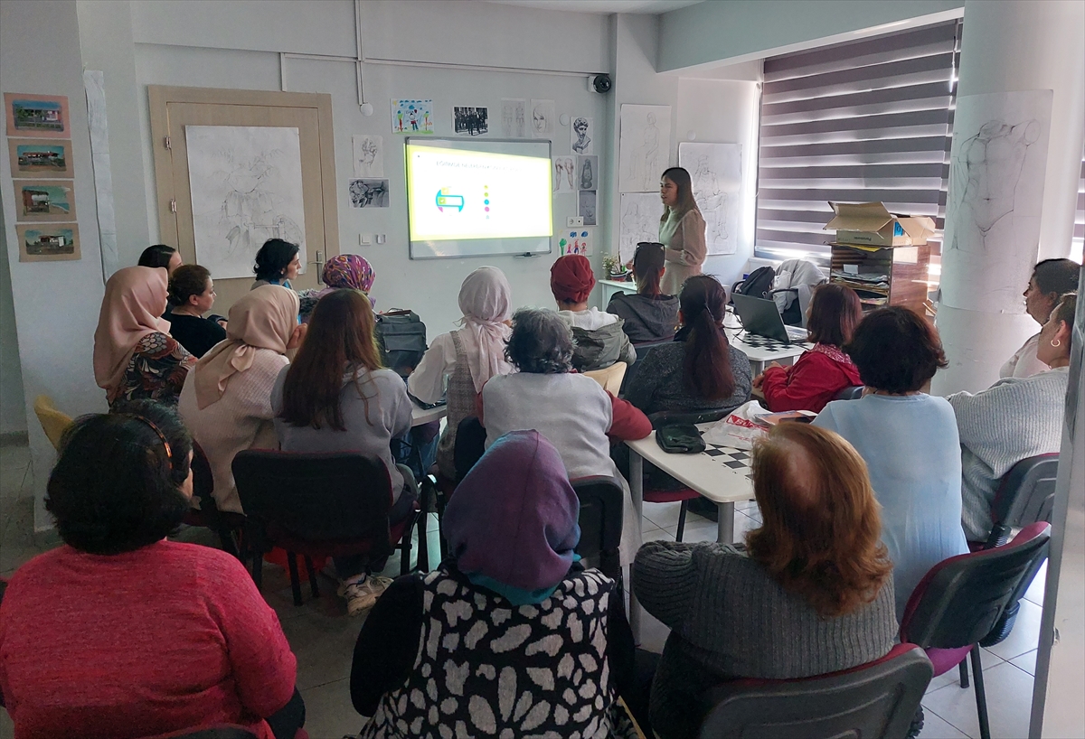 Germencik'te kadın girişimci adaylarına eğitim verildi