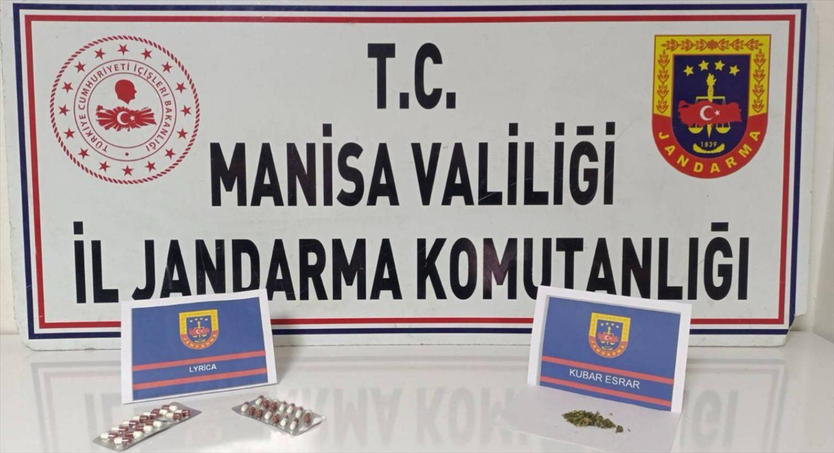 Salihli'de üzerinden uyuşturucu çıkan kişi gözaltına alındı
