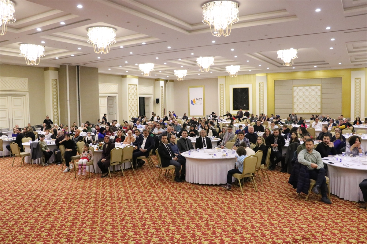 Sandıklı'da sağlık çalışanları birlikte iftar yaptı