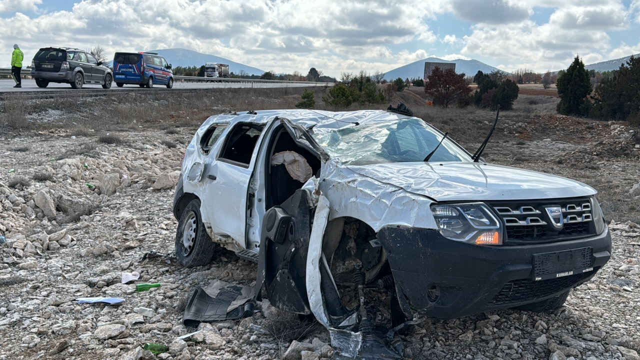 Kütahya'da  otomobil devrildi sürücüsü hayatını kaybetti