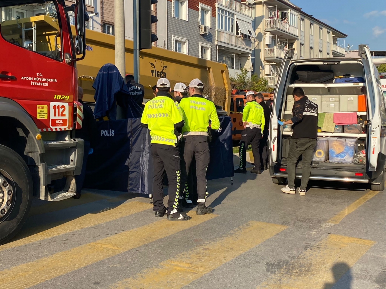Aydın'da tırla çarpışan motosikletin sürücüsü hayatını kaybetti