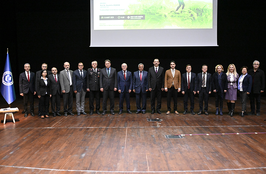 'Çanakkale Geçilmez' Uşak Üniversitesi'nde Konferans Oldu