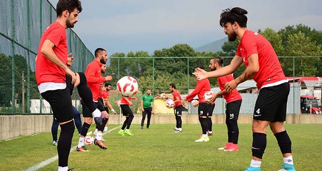 AŞİGOLAR YENİDEN İLK BEŞE GİRDİ