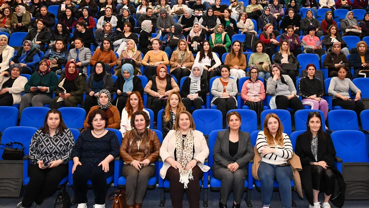 Uşak’ta Öncelik Kadın Projesi