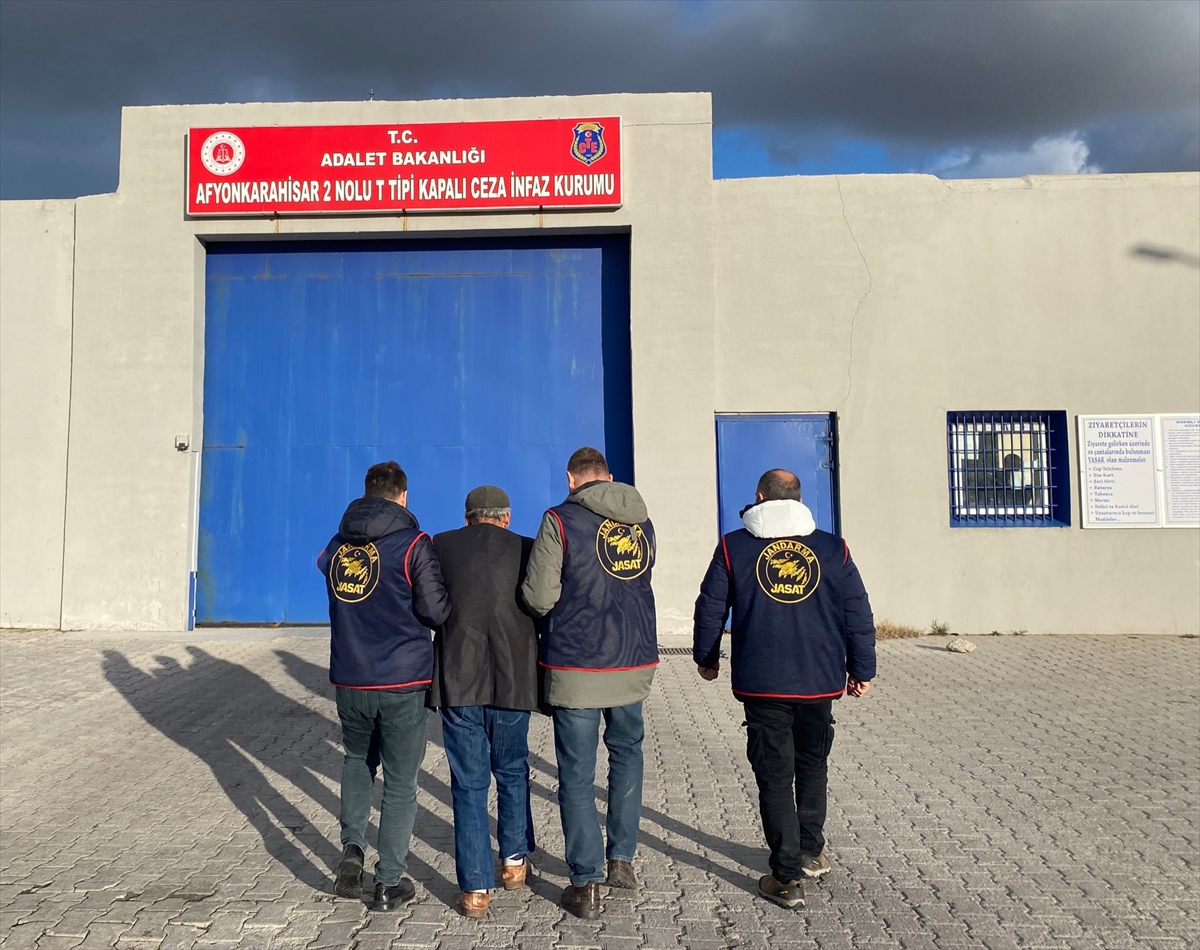 Afyonkarahisar'da "kasten öldürme" suçundan aranan zanlı yakalandı