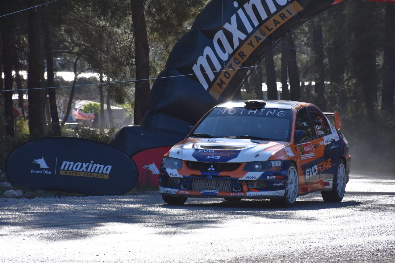 Marmaris'te ralli heyecanı devam ediyor