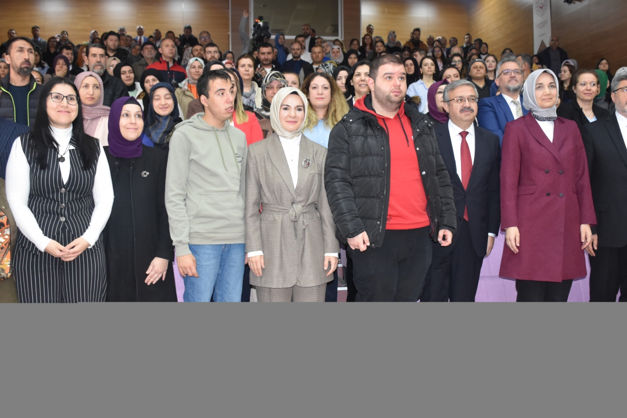 Bakan Göktaş'tan, otizmli bireylere yönelik yeni model açıklaması