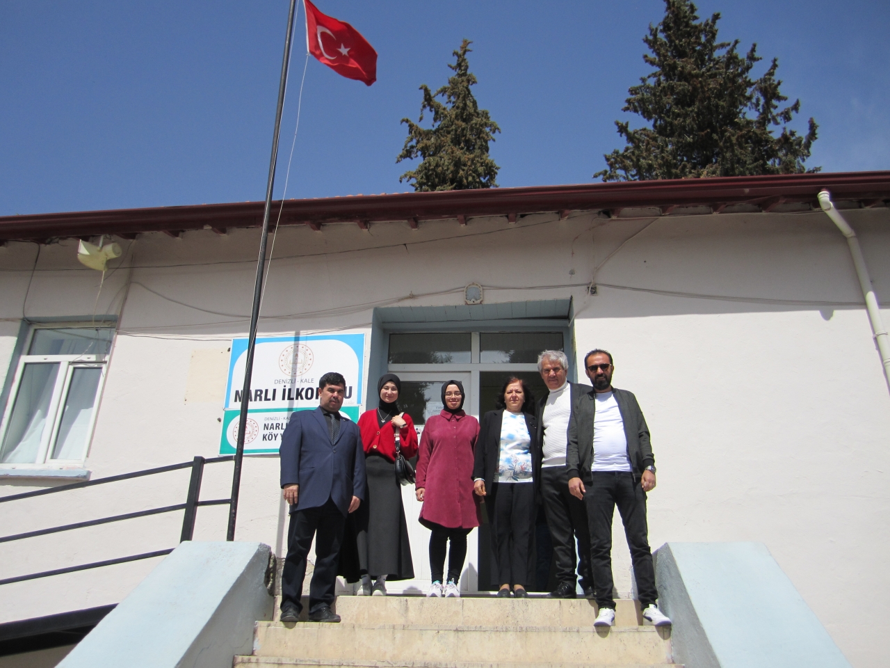 Depremde hayatını kaybeden ailenin ismi Kale'deki kütüphanede yaşatılacak