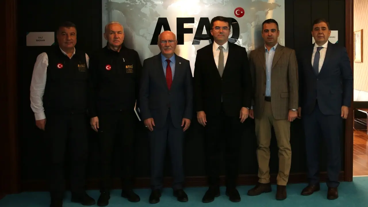 Afad’ın Kıyafet Tasarımları Uşak Üniversitesinden