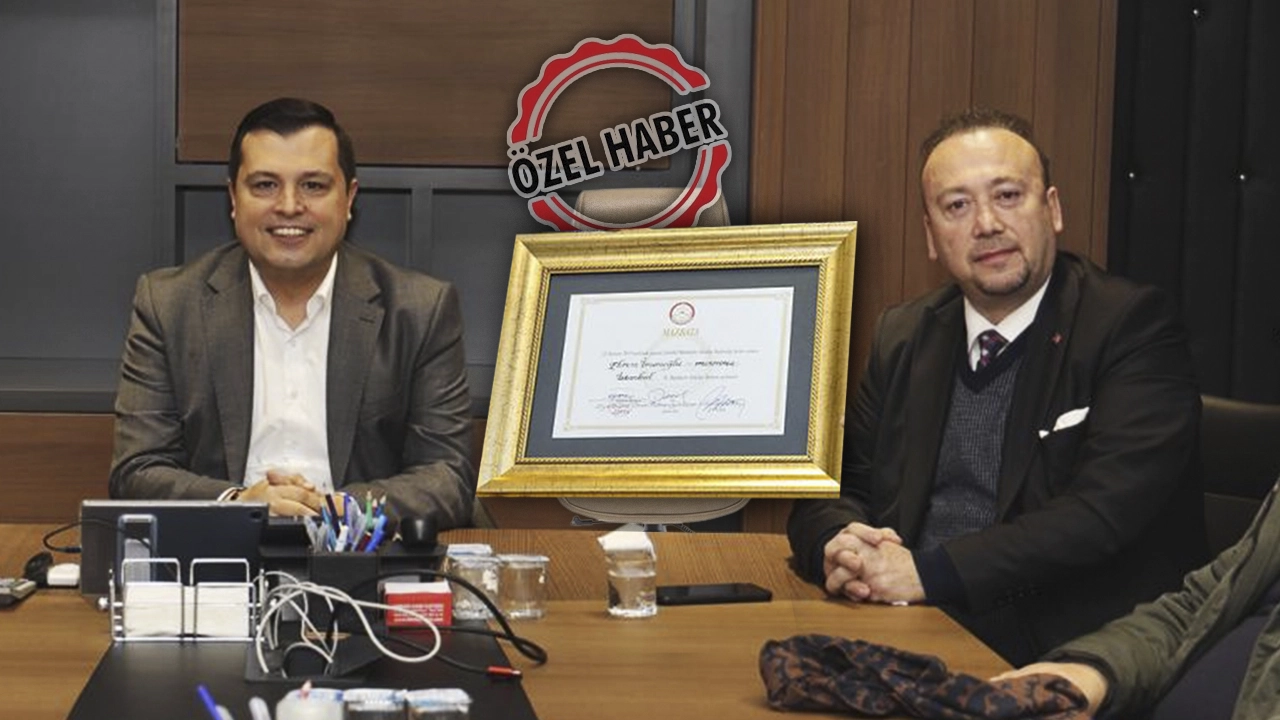 Özkan Yalım Canlı Yayınla Mazbatasını Alıyor