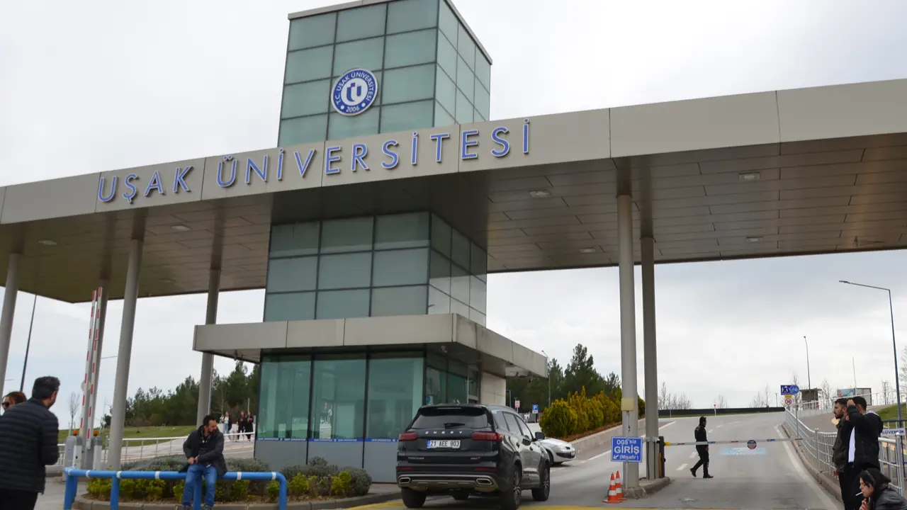 Uşak Üniversitesi 15 sözleşmeli personel alacak