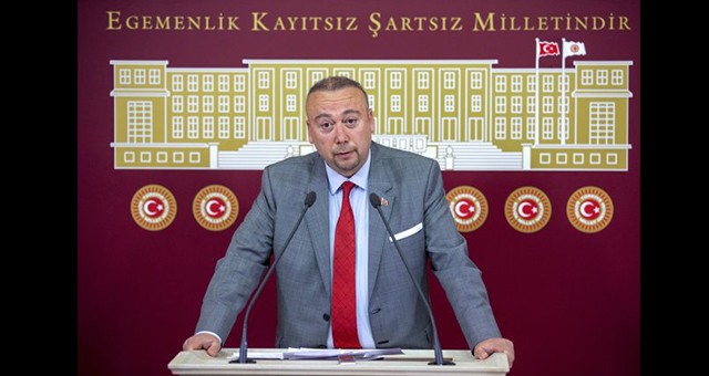 TÜRK ŞOFÖLER 25 GÜNDÜR BEKLETİLİYOR: ARAÇ KUYRUĞU 200 KM’YE ULAŞTI