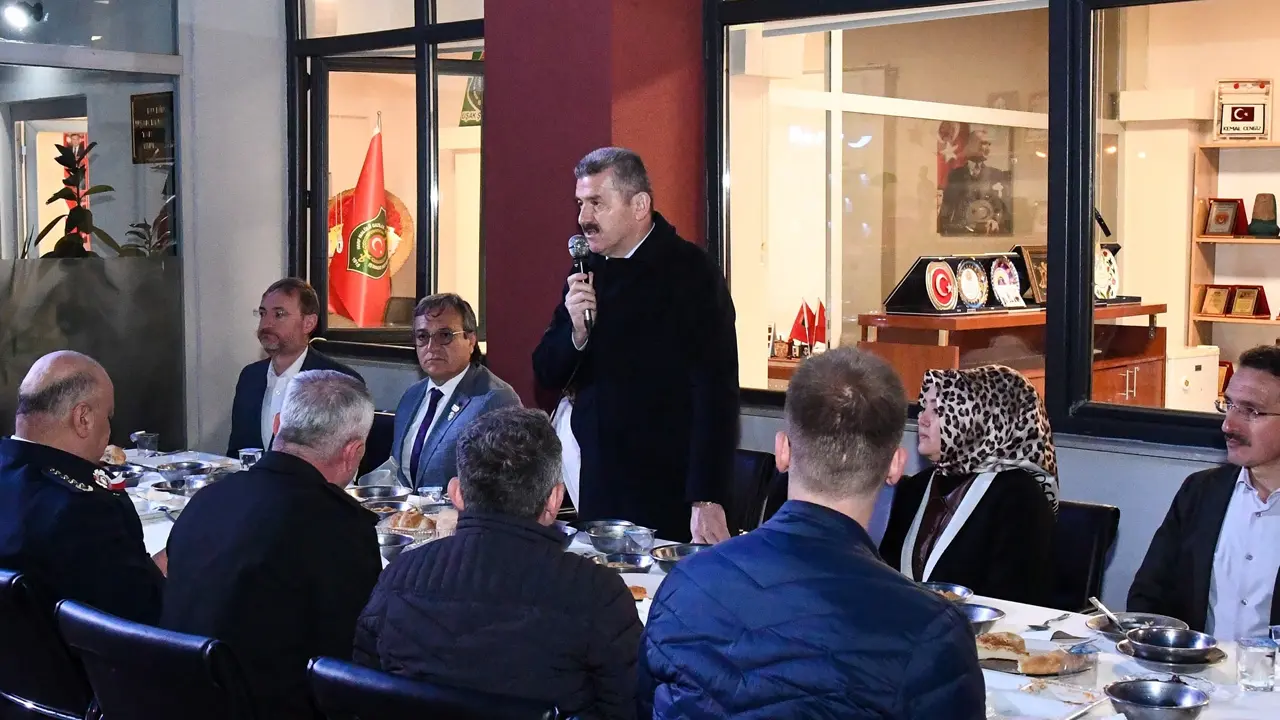 Şehit Aileleri Ve Gaziler İftarda Bir Araya Geldi