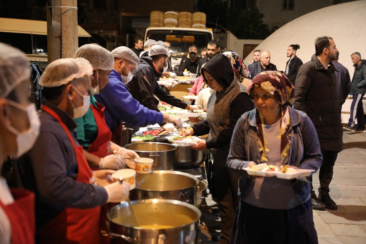 Bodrum'da 38 yıllık sahur geleneği devam etti