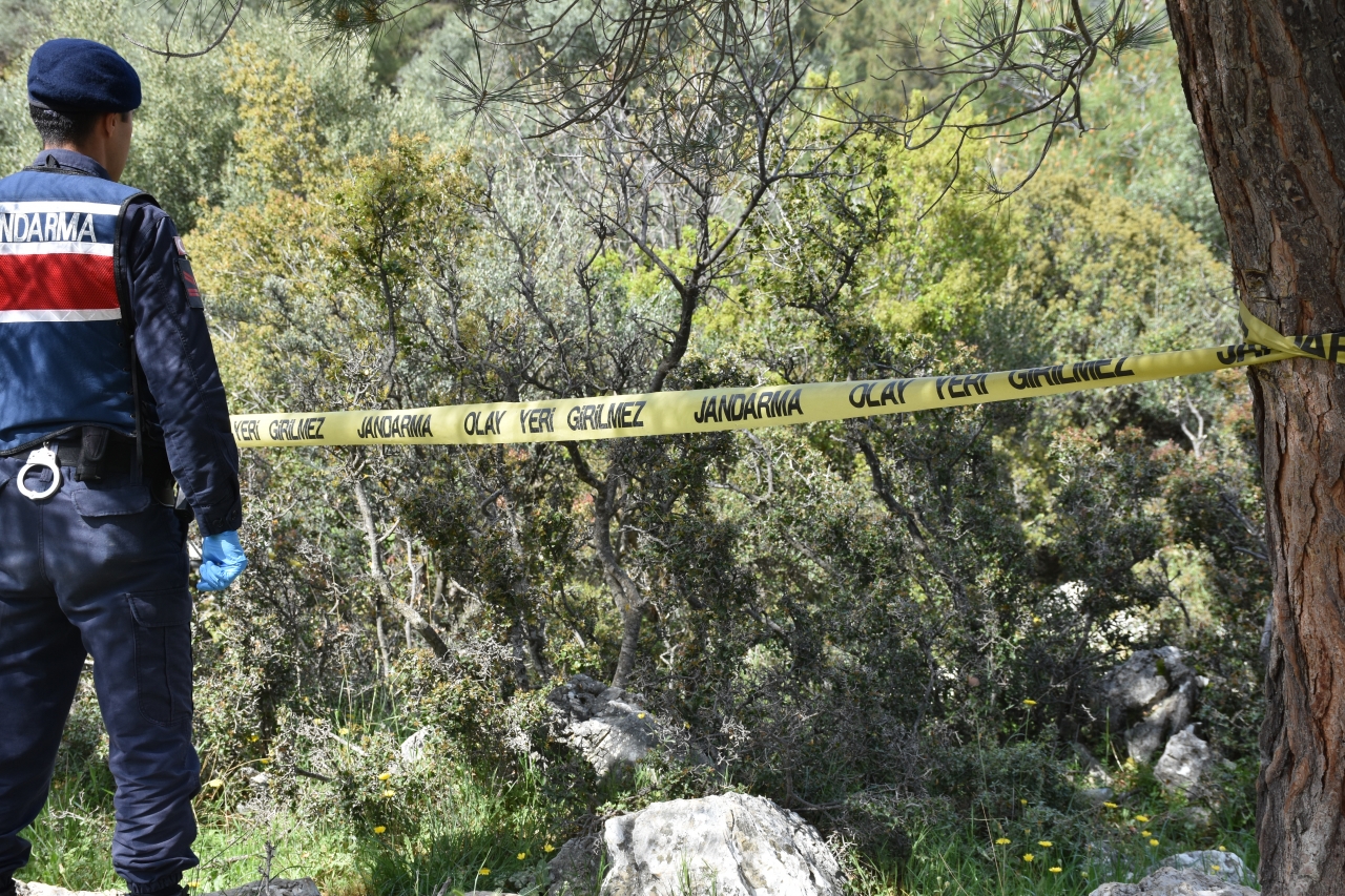 İzmir'de 6 yıl önce firar eden askerin cesedi ormanlık arazide bulundu