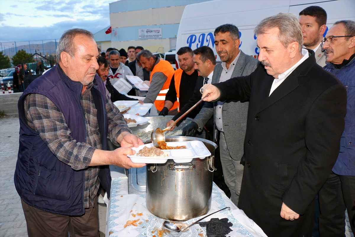 BBP Genel Başkanı Mustafa Destici, Eskişehir'de konuştu