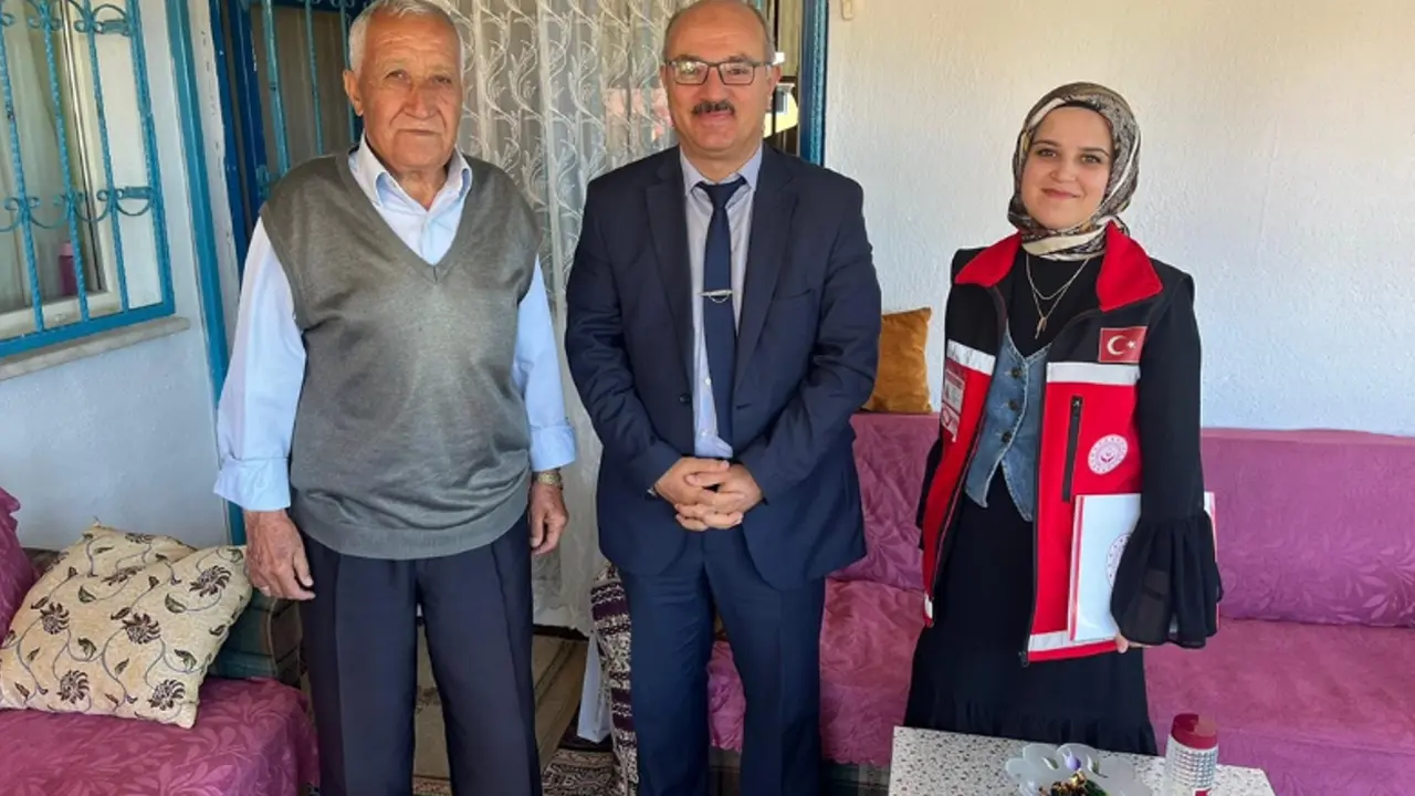 Uşak'ta Şehit Ailelerine Bayram Ziyareti