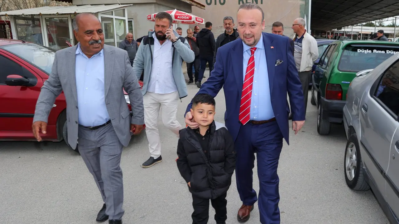 Özkan Yalım'dan Oto Galericiler Sitesi'ne Ziyaret