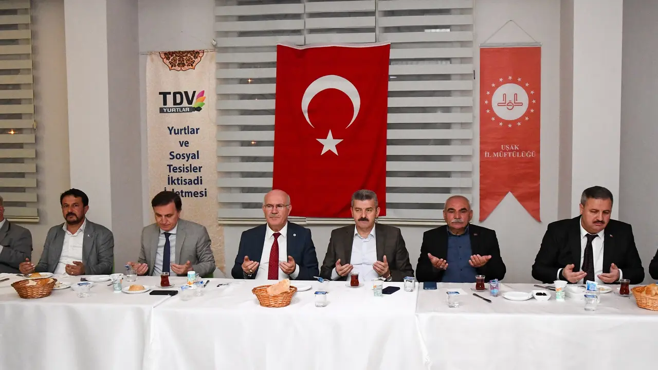 Uşak İl Müftülüğü Ve Türkiye Diyanet Vakfı’ndan Ortak İftar