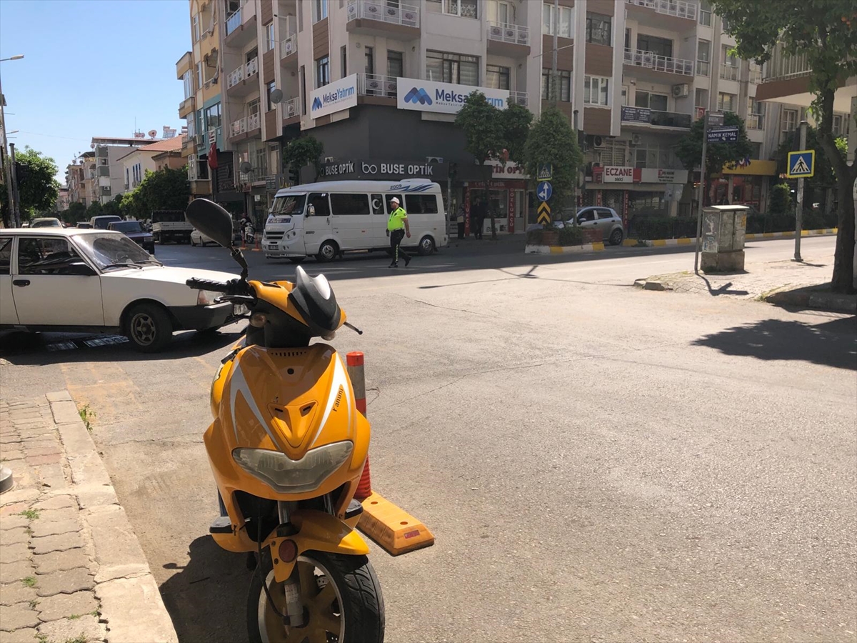 Nazilli'de devrilen motosikletin sürücüsü yaralandı