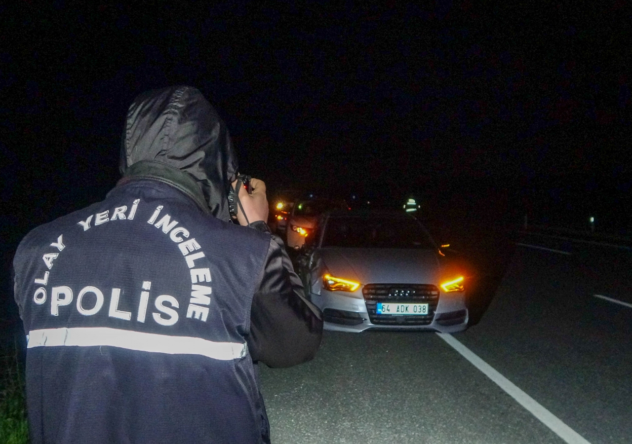 Uşak'ta İki Otomobilin Çarptığı Yaya Öldü