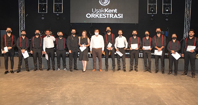 UŞAKLI SANATÇILARLA YAZ KONSERLERİ BAŞLIYOR