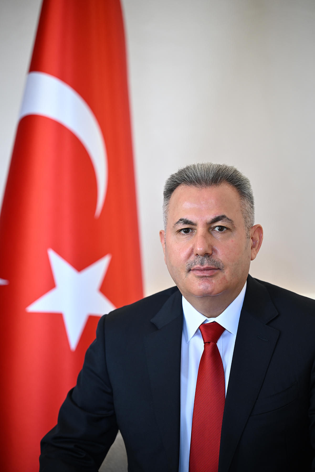 İzmir Valisi Elban'dan 23 Nisan kutlama daveti