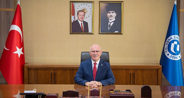 REKTÖR PROF. DR. EKREM SAVAŞ’IN 15 TEMMUZ DEMOKRASİ VE MİLLİ BİRLİK GÜNÜ MESAJI