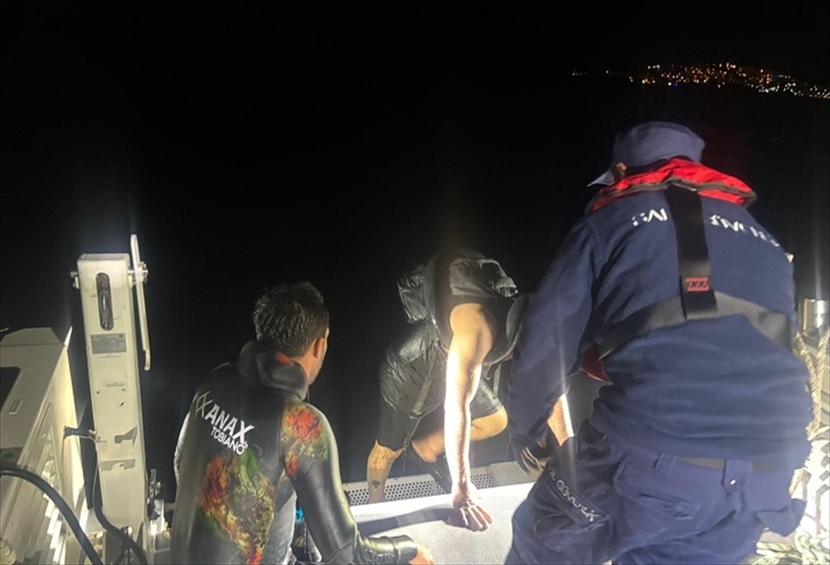Muğla açıklarında 23 düzensiz göçmen yakalandı