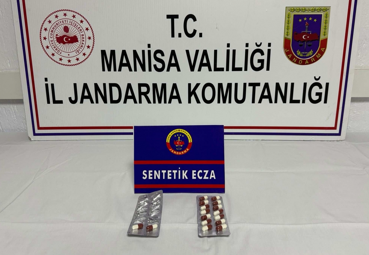 Alaşehir'deki uyuşturucu operasyonlarında yakalanan 10 şüpheli tutuklandı