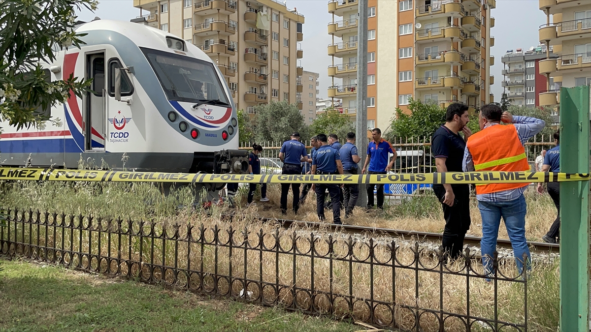 Aydın'da hemzemin geçitte trenin çarptığı genç öldü