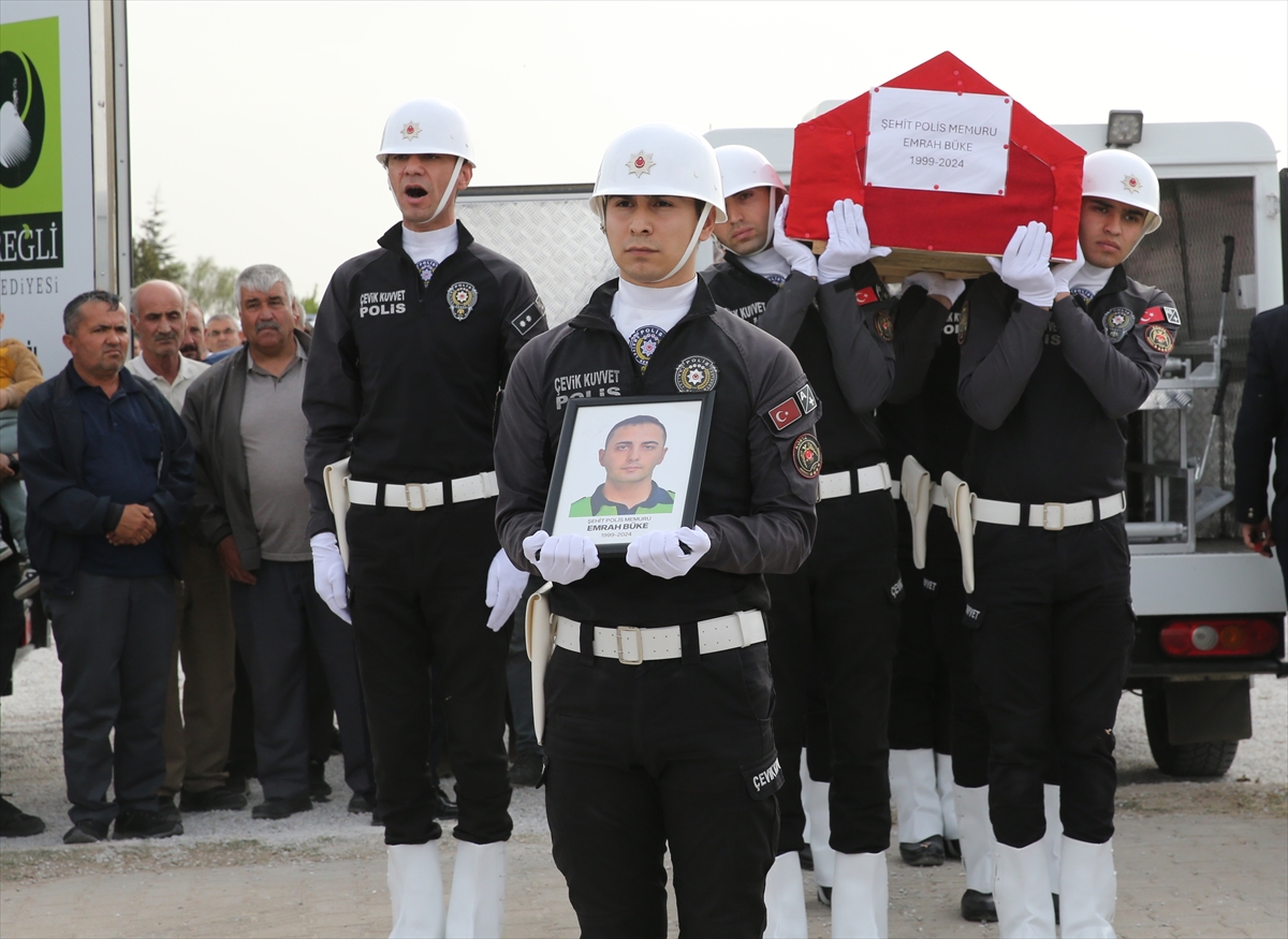 Trafik kazasında şehit olan polis memuru Emrah Büke, toprağa verildi