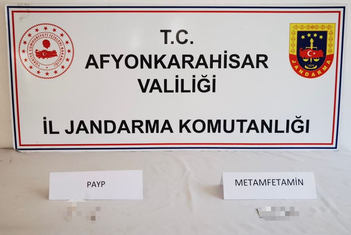 Afyonkarahisar'da uyuşturucu operasyonunda 2 kişi gözaltına alındı