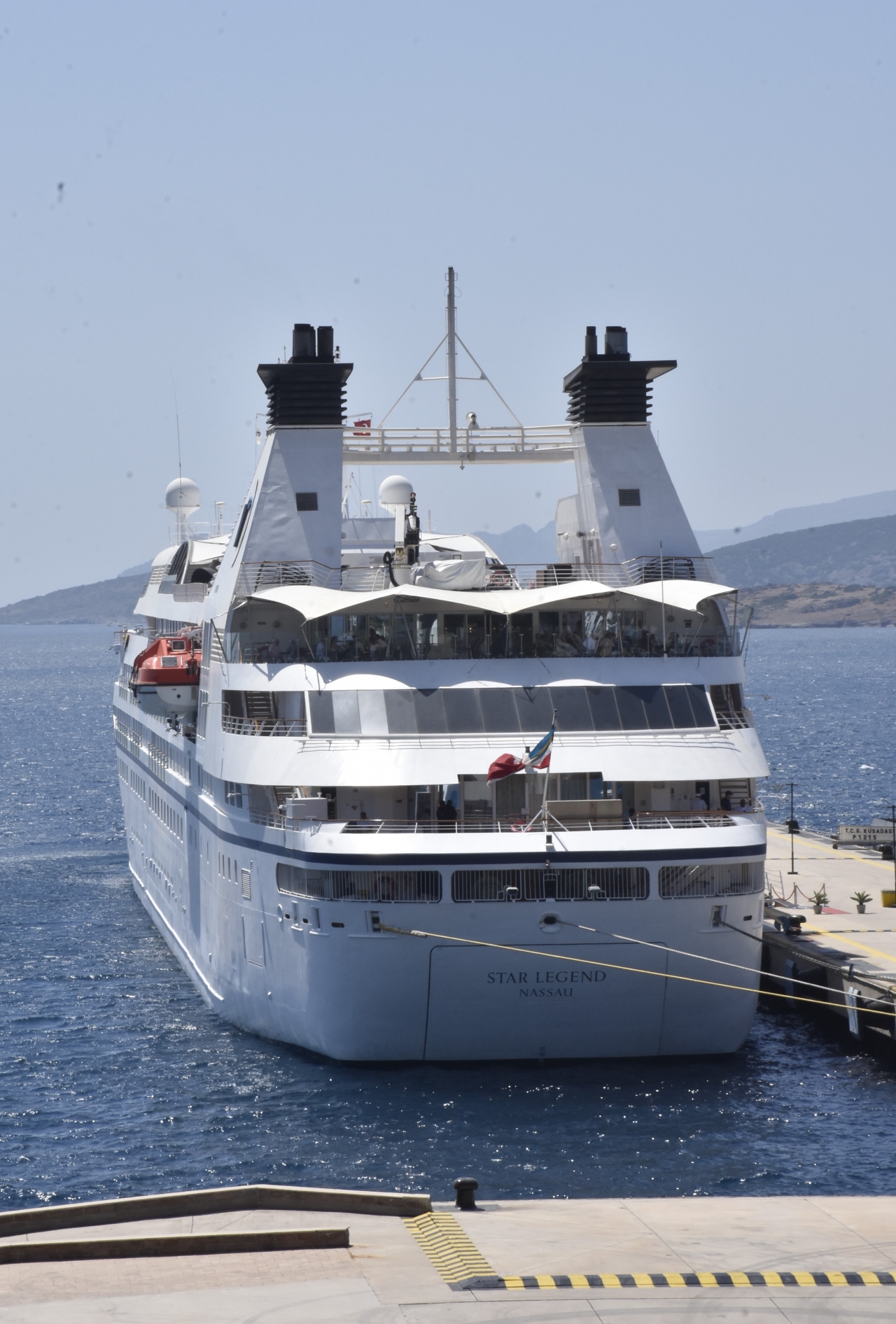 Bodrum'a "Star Legend" isimli kruvaziyer ile 230 yolcu geldi